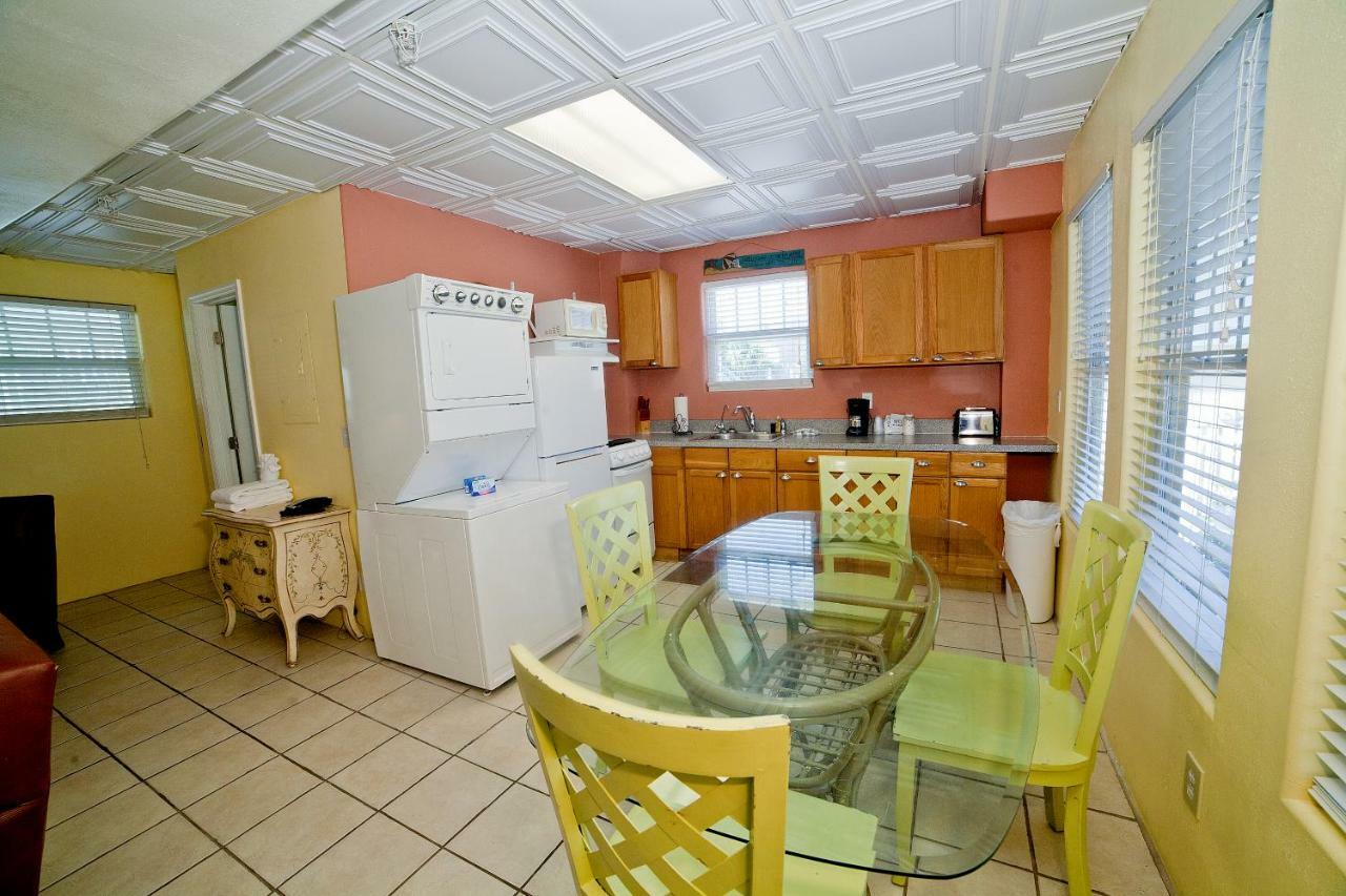 Desoto Beach Terraces Tybee Island Exterior photo